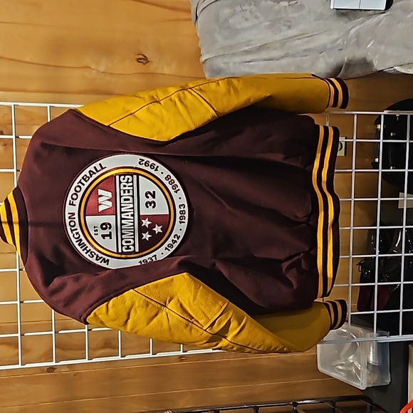 Commanders bomber jacket EUC XL - Picture 5 of 8